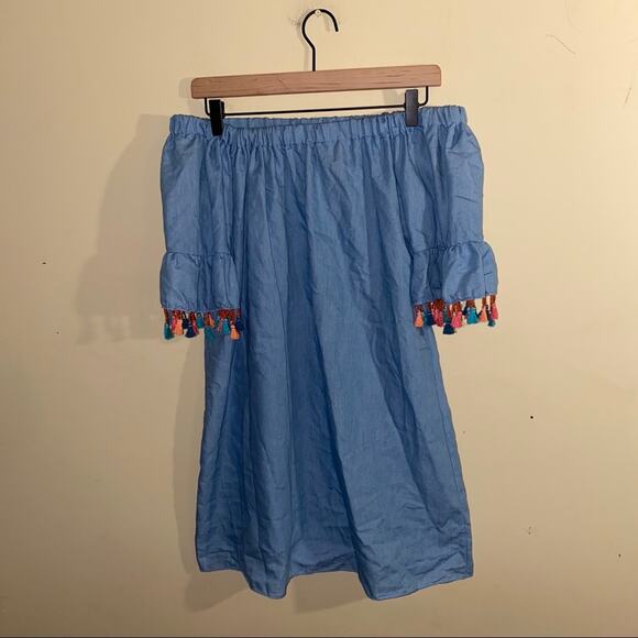 🦬SEE YOU MONDAY off the shoulder dress medium - Picture 4 of 4